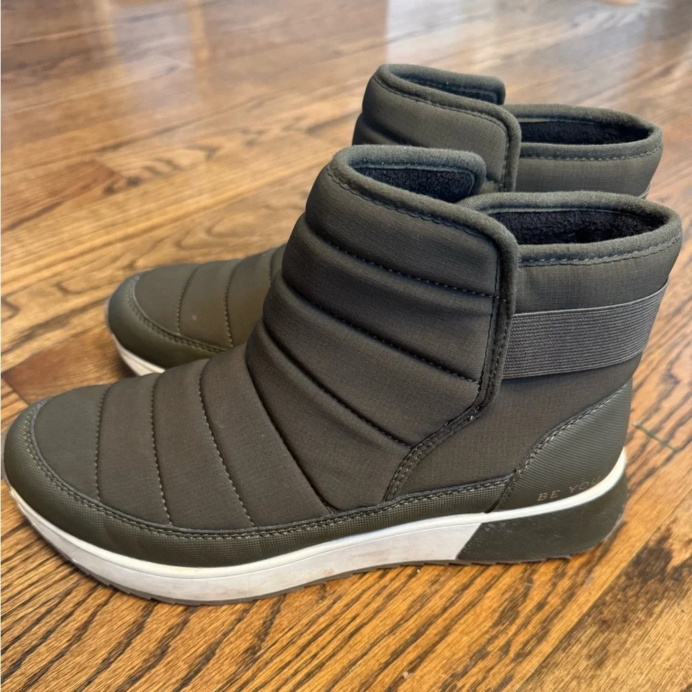 Dr. Scholls stay warm